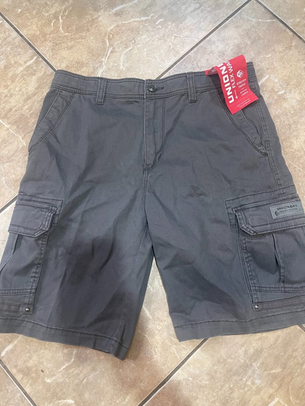 UNIONBAY Men's Flex Waist Cargo Shorts Gray Size 34 NWT